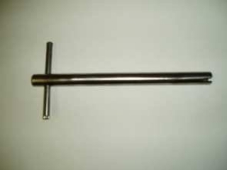 Tee Wrench